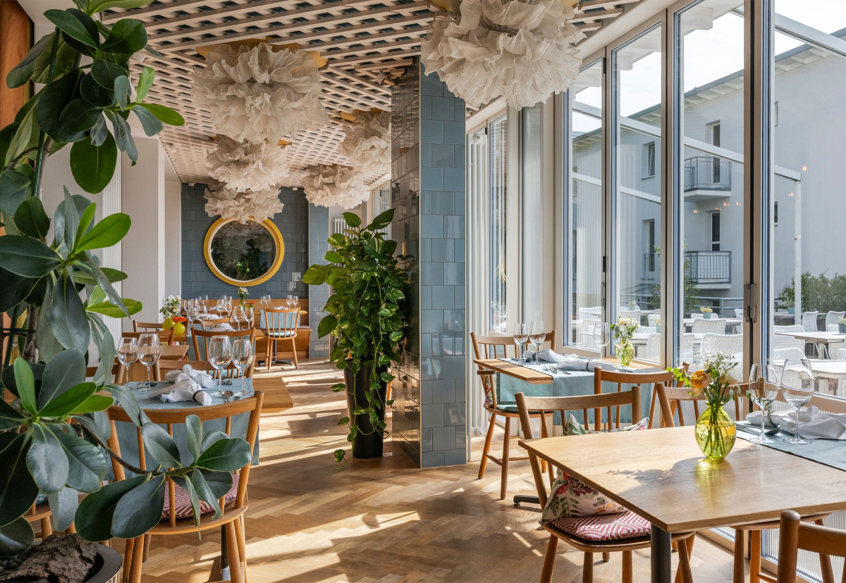 Seasons Restaurant